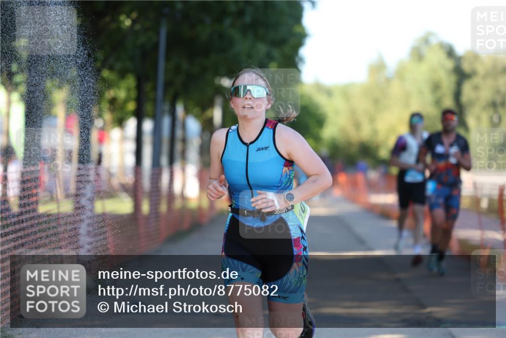 07.09.2025 - 19. Norderstedt Triathlon Michael Strokosch http://msf.ph/oto/8775082 07.09.2025 16:42:41 Laufen 412, 870, 873, 1049, 1075 meine-sportfotos.de