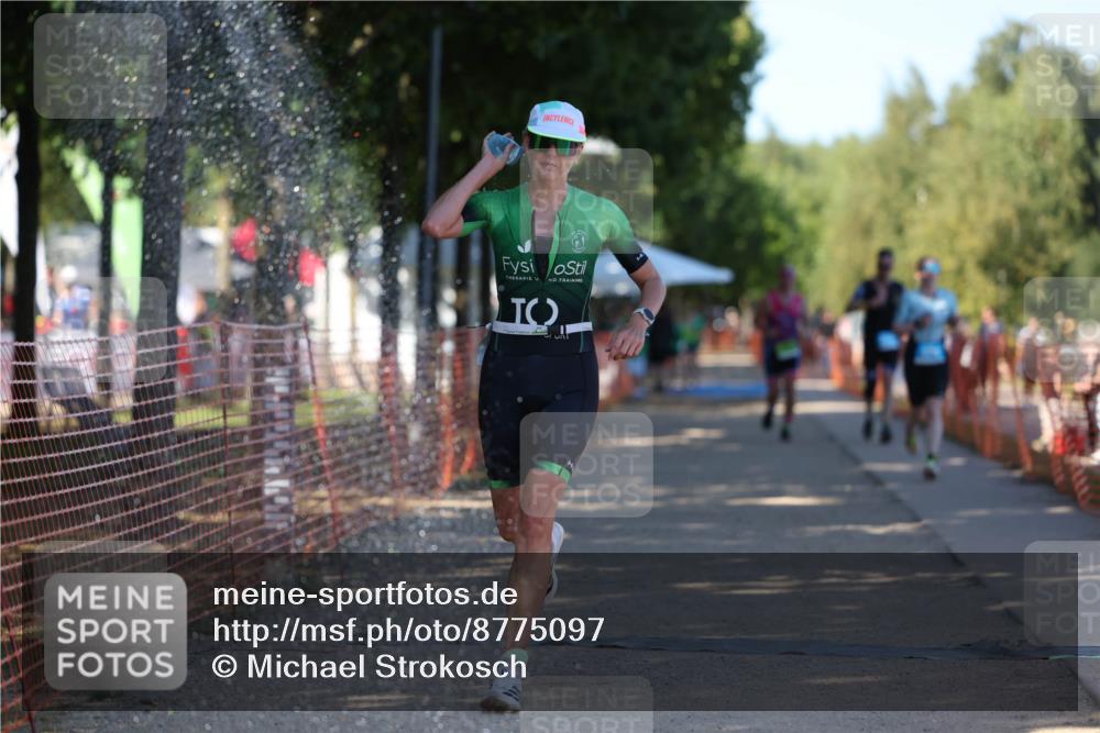 07.09.2025 - 19. Norderstedt Triathlon Michael Strokosch http://msf.ph/oto/8775097 07.09.2025 15:44:13 Laufen 379, 1491 meine-sportfotos.de