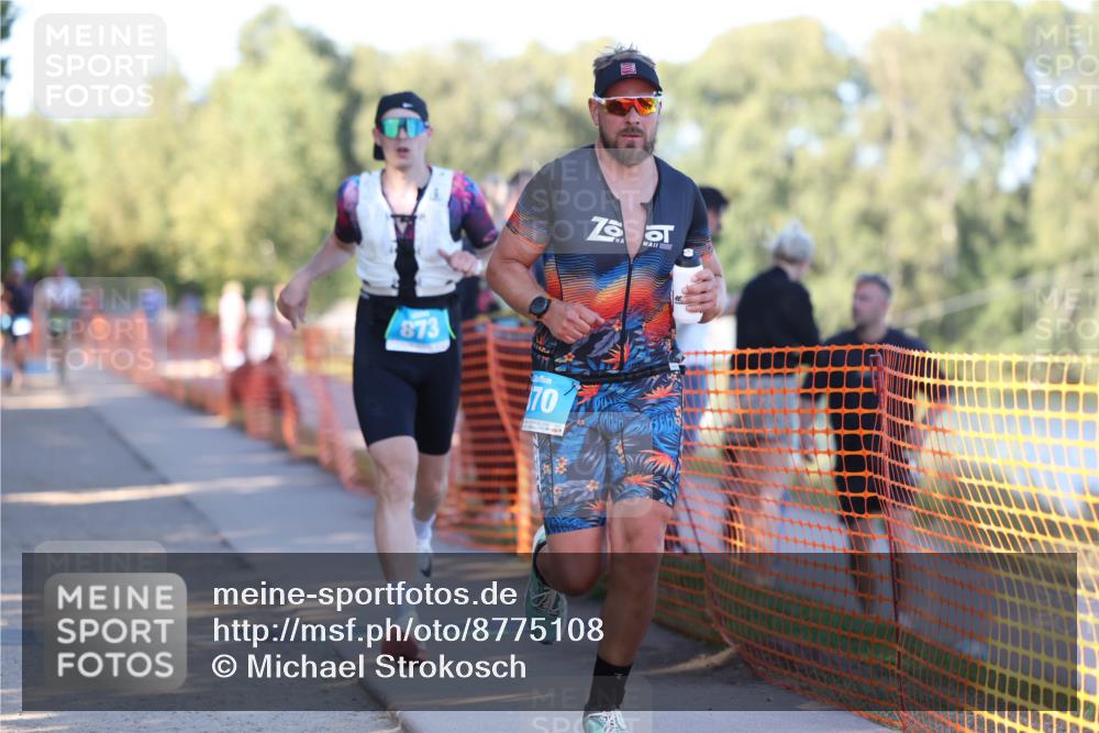 07.09.2025 - 19. Norderstedt Triathlon Michael Strokosch http://msf.ph/oto/8775108 07.09.2025 16:42:44 Laufen 412, 870, 873, 1049, 1075 meine-sportfotos.de