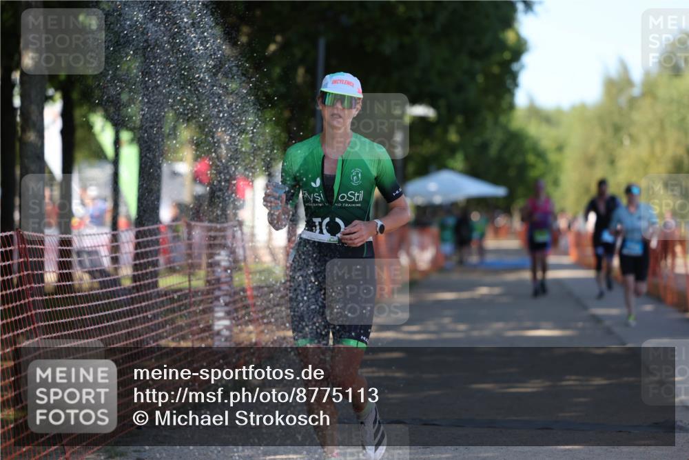 07.09.2025 - 19. Norderstedt Triathlon Michael Strokosch http://msf.ph/oto/8775113 07.09.2025 15:44:13 Laufen 379, 1491 meine-sportfotos.de