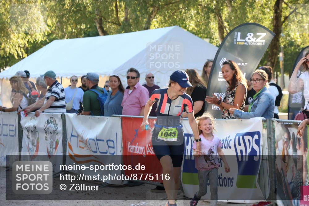 07.09.2025 - 19. Norderstedt Triathlon Zöllner http://msf.ph/oto/8775116 07.09.2025 16:59:55 Ziel 414, 1045 meine-sportfotos.de