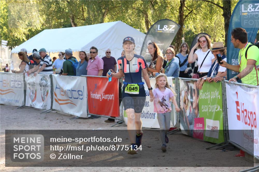 07.09.2025 - 19. Norderstedt Triathlon Zöllner http://msf.ph/oto/8775134 07.09.2025 16:59:56 Ziel 414, 1045, 1568 meine-sportfotos.de