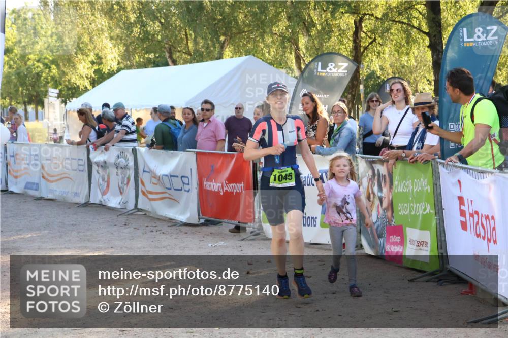 07.09.2025 - 19. Norderstedt Triathlon Zöllner http://msf.ph/oto/8775140 07.09.2025 16:59:56 Ziel 414, 1045, 1568 meine-sportfotos.de