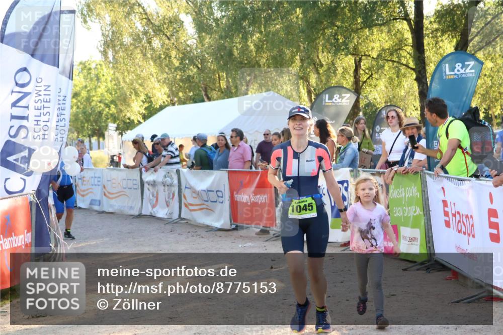 07.09.2025 - 19. Norderstedt Triathlon Zöllner http://msf.ph/oto/8775153 07.09.2025 16:59:57 Ziel 1045, 1568 meine-sportfotos.de