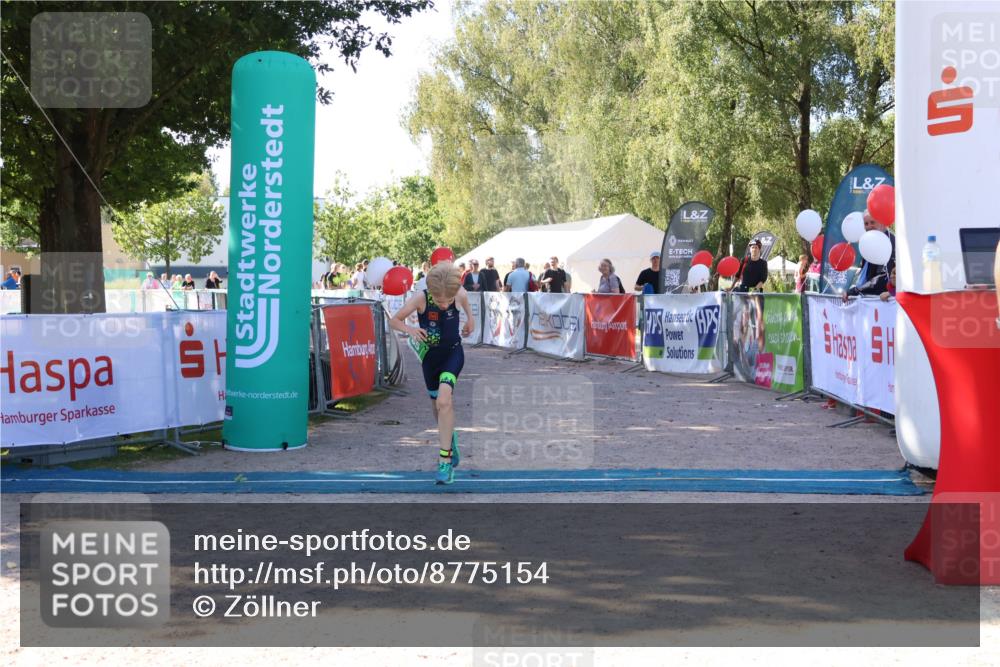 07.09.2025 - 19. Norderstedt Triathlon Zöllner http://msf.ph/oto/8775154 07.09.2025 11:13:02 Ziel 85 meine-sportfotos.de
