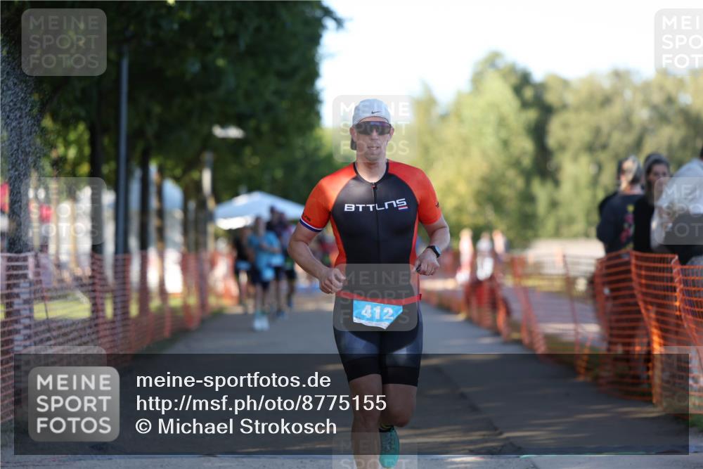 07.09.2025 - 19. Norderstedt Triathlon Michael Strokosch http://msf.ph/oto/8775155 07.09.2025 16:42:49 Laufen 412, 1049 meine-sportfotos.de