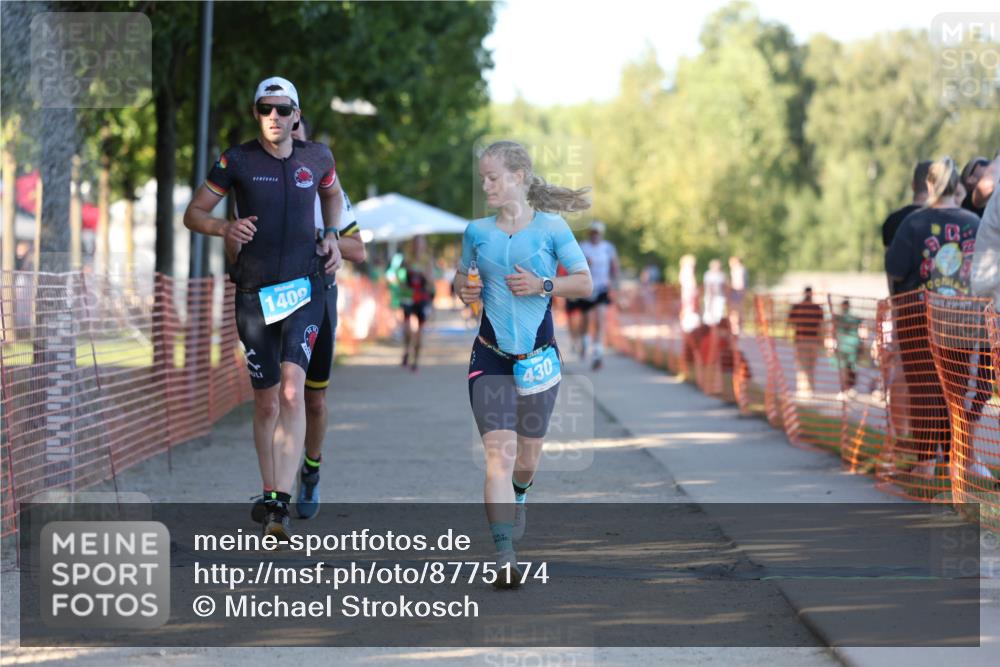 07.09.2025 - 19. Norderstedt Triathlon Michael Strokosch http://msf.ph/oto/8775174 07.09.2025 16:42:57 Laufen 943, 1063, 1409, 1586 meine-sportfotos.de