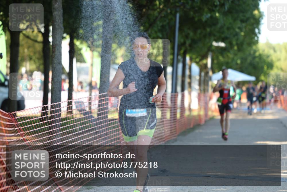07.09.2025 - 19. Norderstedt Triathlon Michael Strokosch http://msf.ph/oto/8775218 07.09.2025 16:43:02 Laufen 927, 943, 1063, 1409, 1586 meine-sportfotos.de