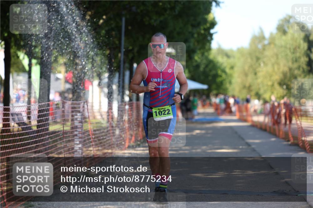 07.09.2025 - 19. Norderstedt Triathlon Michael Strokosch http://msf.ph/oto/8775234 07.09.2025 15:44:23 Laufen 410, 1022 meine-sportfotos.de