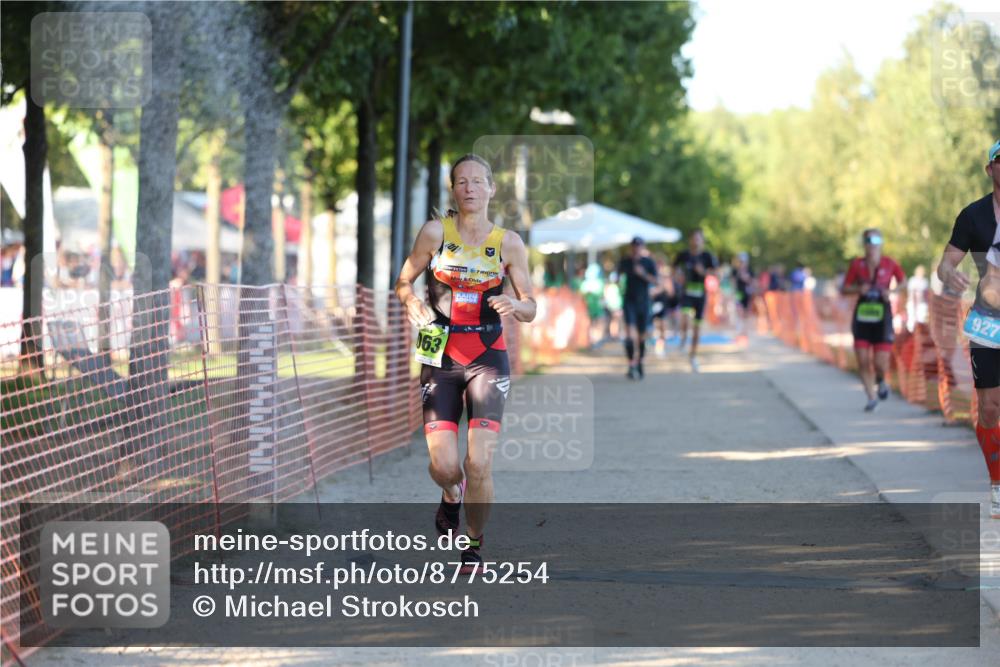 07.09.2025 - 19. Norderstedt Triathlon Michael Strokosch http://msf.ph/oto/8775254 07.09.2025 16:43:04 Laufen 927, 943, 1063, 1066, 1549 meine-sportfotos.de