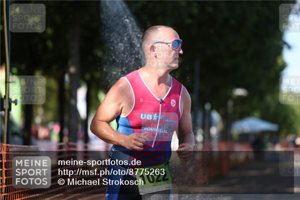 07.09.2025 - 19. Norderstedt Triathlon Michael Strokosch http://msf.ph/oto/8775263 07.09.2025 15:44:26 Laufen 410, 1022 meine-sportfotos.de