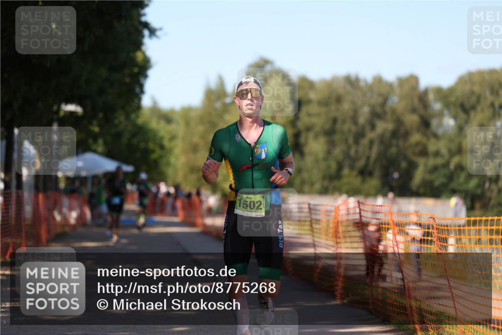 07.09.2025 - 19. Norderstedt Triathlon Michael Strokosch http://msf.ph/oto/8775268 07.09.2025 15:44:57 Laufen 1502 meine-sportfotos.de