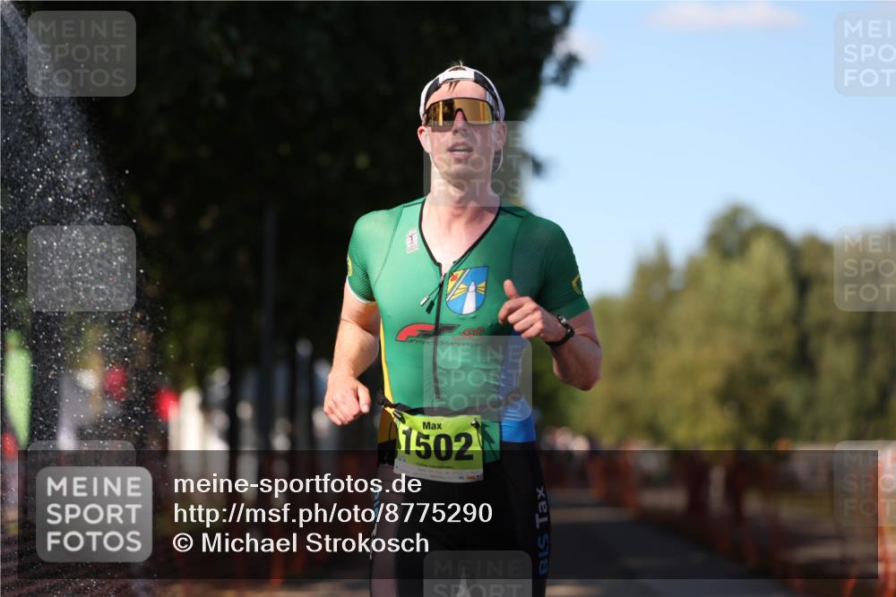07.09.2025 - 19. Norderstedt Triathlon Michael Strokosch http://msf.ph/oto/8775290 07.09.2025 15:44:58 Laufen 1502 meine-sportfotos.de