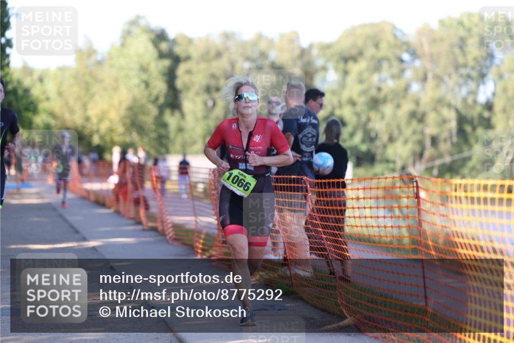 07.09.2025 - 19. Norderstedt Triathlon Michael Strokosch http://msf.ph/oto/8775292 07.09.2025 16:43:11 Laufen 1066, 1549, 1577, 1606, 1630 meine-sportfotos.de