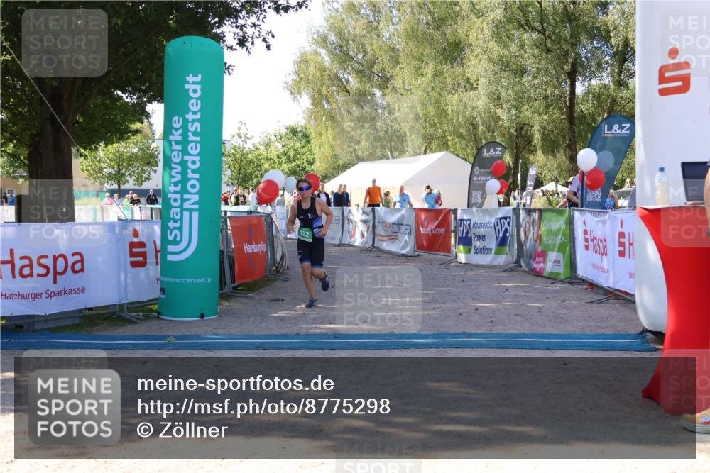 07.09.2025 - 19. Norderstedt Triathlon Zöllner http://msf.ph/oto/8775298 07.09.2025 11:16:08 Ziel 122 meine-sportfotos.de