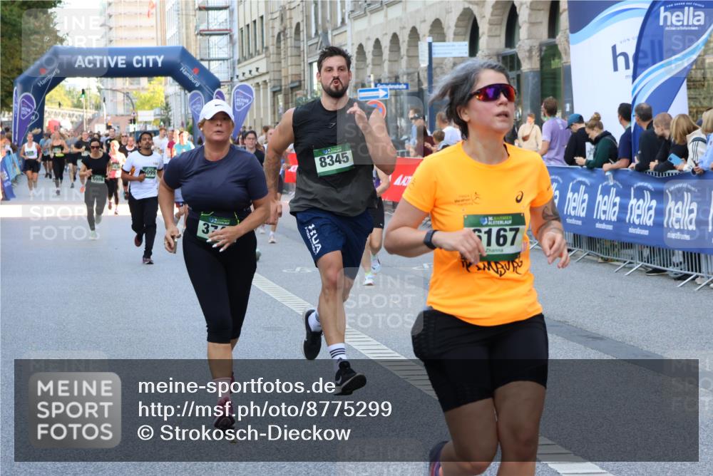 07.09.2025 - BARMER Alsterlauf Strokosch-Dieckow http://msf.ph/oto/8775299 07.09.2025 10:08:17 Ziel 2161, 2479, 2480, 2591, 2648, 2654, 2657, 2828, 3285, 3408, 3550, 3902, 4217, 4332, 4506, 4778, 5244, 5251, 5272, 5287, 5310, 5336, 5536, 5651, 5746, 6109, 6179, 8169, 8171, 8187, 8237, 8253 meine-sportfotos.de