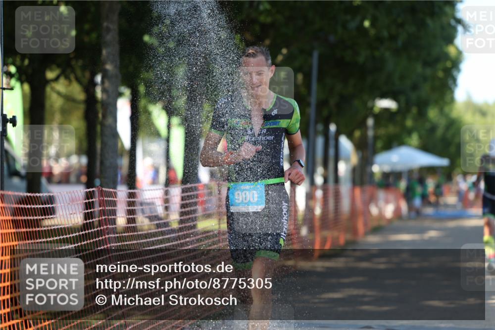 07.09.2025 - 19. Norderstedt Triathlon Michael Strokosch http://msf.ph/oto/8775305 07.09.2025 15:45:07 Laufen 1481 meine-sportfotos.de