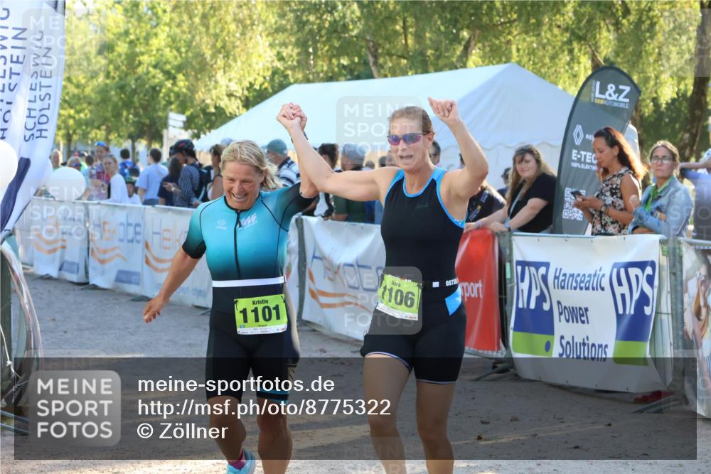 07.09.2025 - 19. Norderstedt Triathlon Zöllner http://msf.ph/oto/8775322 07.09.2025 17:00:29 Ziel 1101, 1106 meine-sportfotos.de