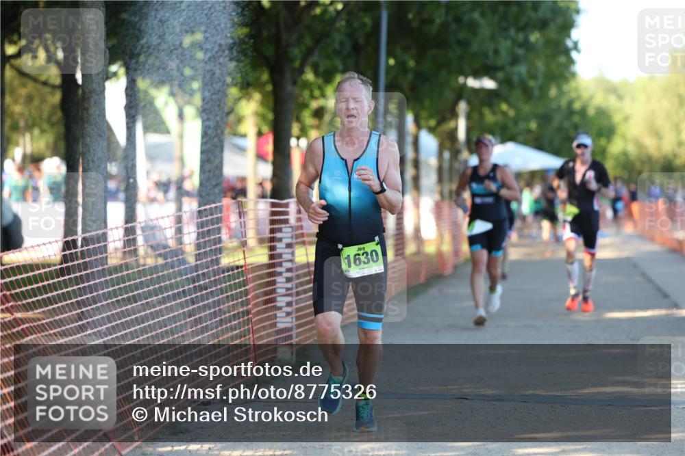 07.09.2025 - 19. Norderstedt Triathlon Michael Strokosch http://msf.ph/oto/8775326 07.09.2025 16:43:16 Laufen 1066, 1097, 1549, 1577, 1606, 1630 meine-sportfotos.de