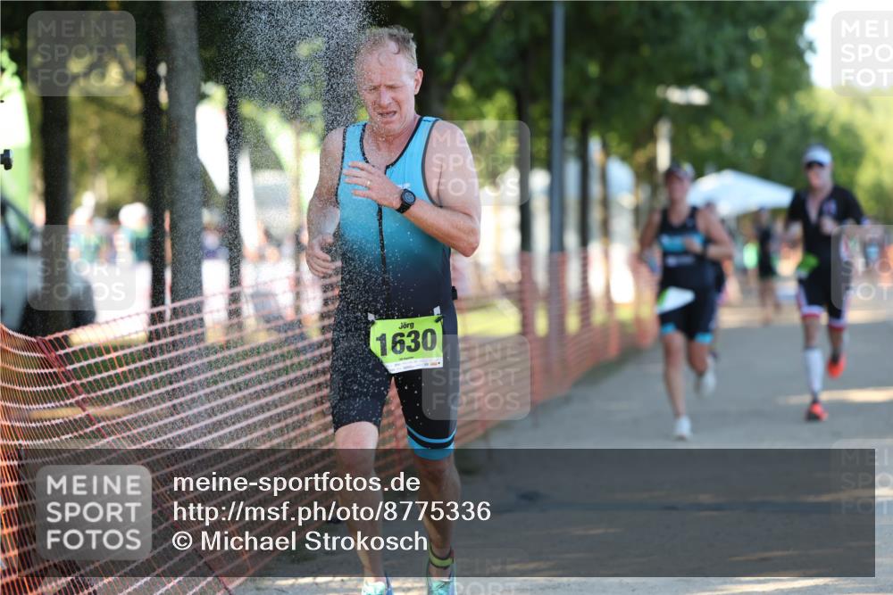 07.09.2025 - 19. Norderstedt Triathlon Michael Strokosch http://msf.ph/oto/8775336 07.09.2025 16:43:17 Laufen 1097, 1577, 1606, 1630 meine-sportfotos.de