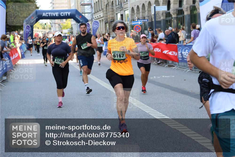 07.09.2025 - BARMER Alsterlauf Strokosch-Dieckow http://msf.ph/oto/8775340 07.09.2025 10:08:16 Ziel 2161, 2480, 2591, 2648, 2654, 2828, 3285, 3408, 3550, 3902, 4217, 4332, 4506, 4778, 5244, 5251, 5287, 5310, 5336, 5536, 5651, 5746, 6109, 6179, 8169, 8171, 8237, 8253 meine-sportfotos.de