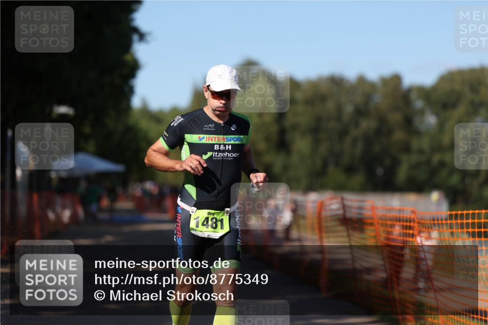 07.09.2025 - 19. Norderstedt Triathlon Michael Strokosch http://msf.ph/oto/8775349 07.09.2025 15:45:11 Laufen 1481 meine-sportfotos.de