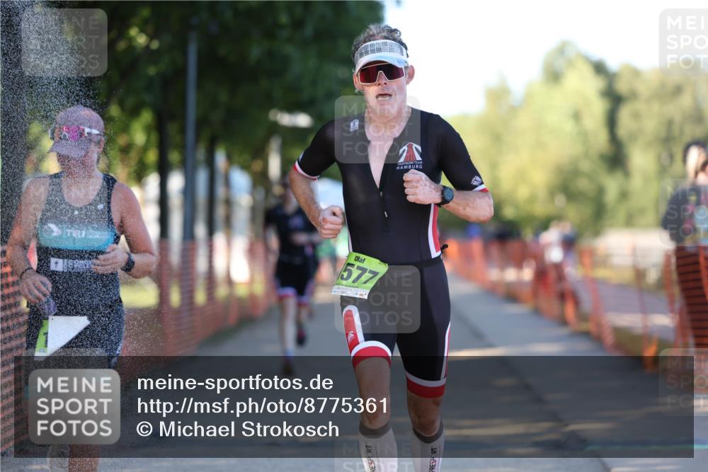 07.09.2025 - 19. Norderstedt Triathlon Michael Strokosch http://msf.ph/oto/8775361 07.09.2025 16:43:20 Laufen 1097, 1555, 1577, 1630 meine-sportfotos.de