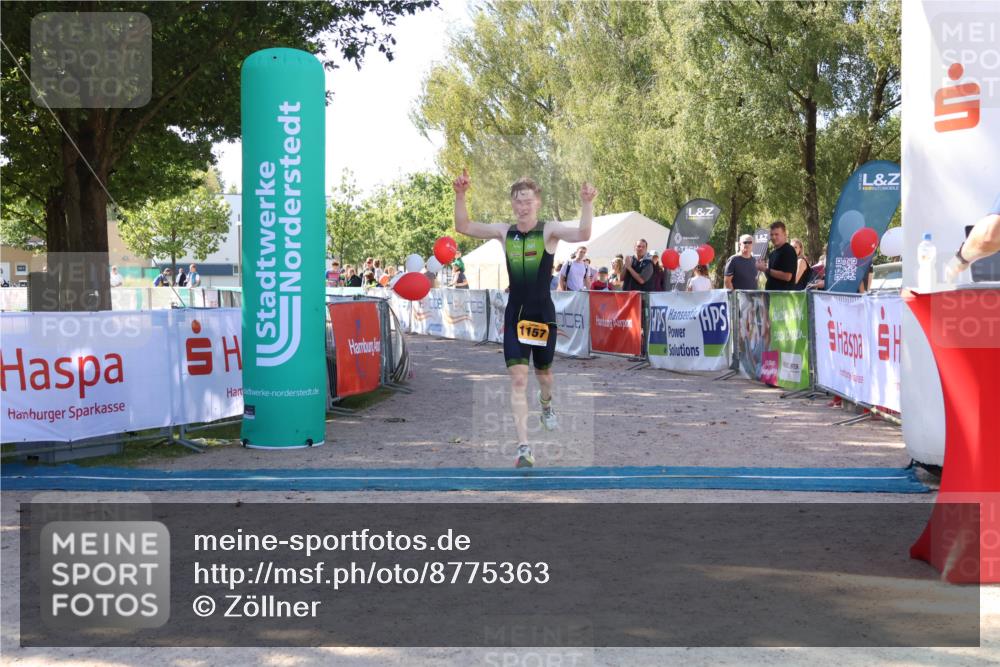 07.09.2025 - 19. Norderstedt Triathlon Zöllner http://msf.ph/oto/8775363 07.09.2025 11:43:59 Ziel 1157 meine-sportfotos.de