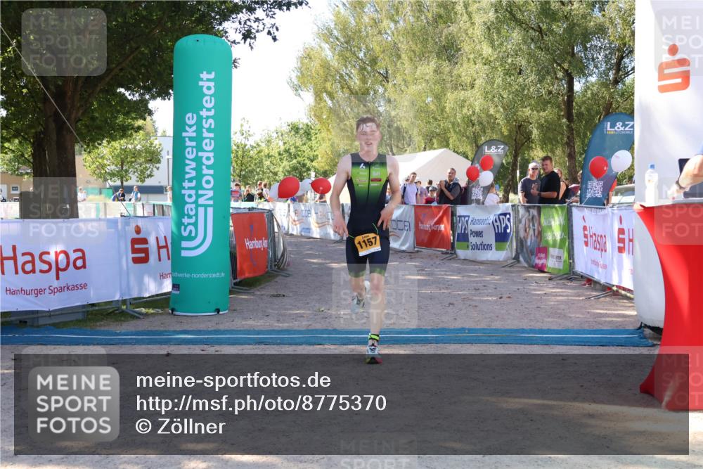 07.09.2025 - 19. Norderstedt Triathlon Zöllner http://msf.ph/oto/8775370 07.09.2025 11:43:59 Ziel 1157 meine-sportfotos.de