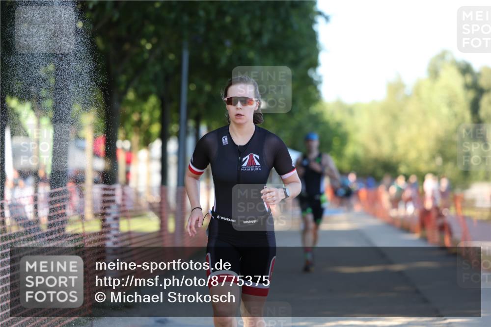 07.09.2025 - 19. Norderstedt Triathlon Michael Strokosch http://msf.ph/oto/8775375 07.09.2025 16:43:23 Laufen 1097, 1555, 1577, 1602 meine-sportfotos.de