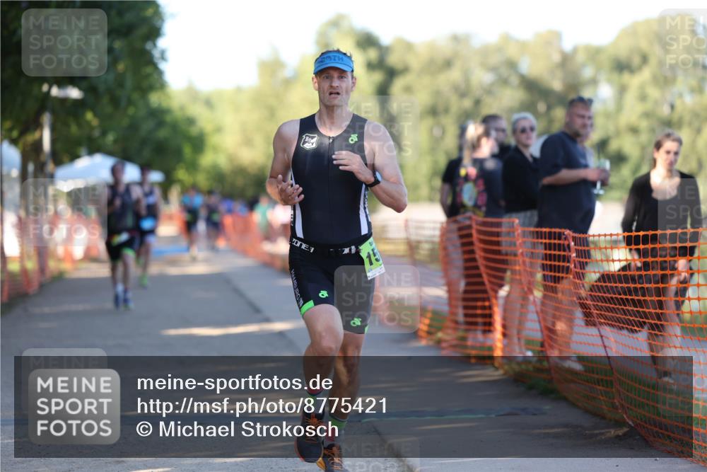 07.09.2025 - 19. Norderstedt Triathlon Michael Strokosch http://msf.ph/oto/8775421 07.09.2025 16:43:26 Laufen 1097, 1411, 1555, 1602 meine-sportfotos.de