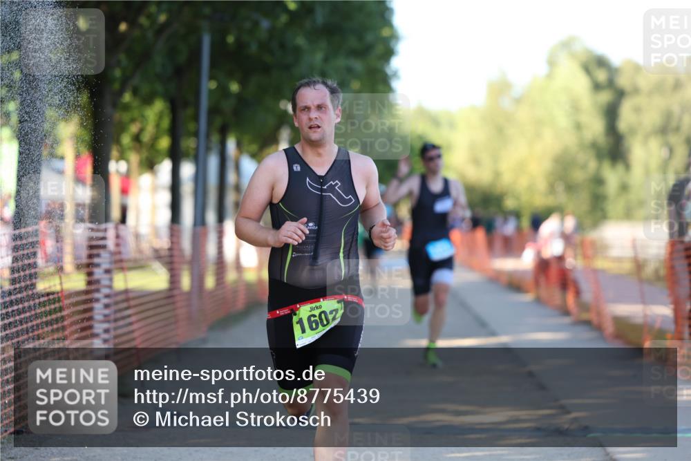 07.09.2025 - 19. Norderstedt Triathlon Michael Strokosch http://msf.ph/oto/8775439 07.09.2025 16:43:32 Laufen 1411, 1602, 1631 meine-sportfotos.de