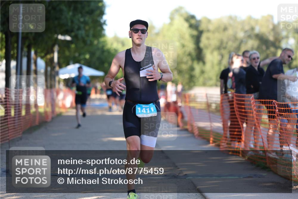 07.09.2025 - 19. Norderstedt Triathlon Michael Strokosch http://msf.ph/oto/8775459 07.09.2025 16:43:34 Laufen 1411, 1602, 1631 meine-sportfotos.de