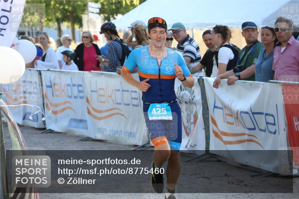 07.09.2025 - 19. Norderstedt Triathlon Zöllner http://msf.ph/oto/8775460 07.09.2025 17:01:18 Ziel 425 meine-sportfotos.de