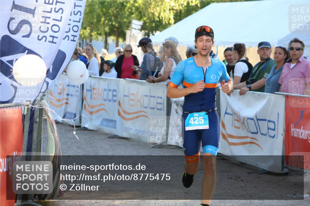 07.09.2025 - 19. Norderstedt Triathlon Zöllner http://msf.ph/oto/8775475 07.09.2025 17:01:19 Ziel 425 meine-sportfotos.de