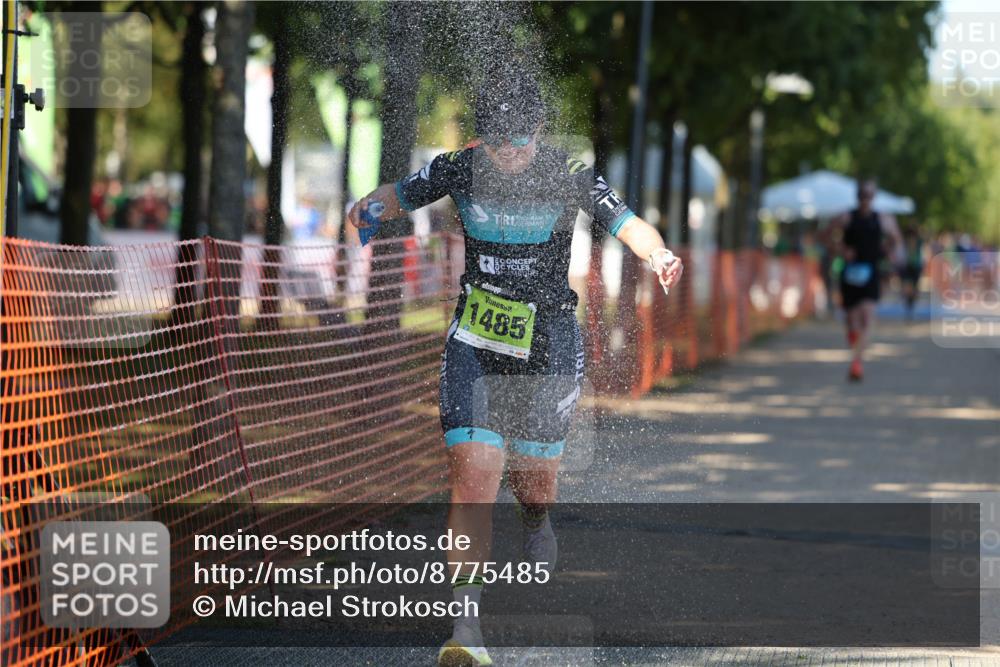 07.09.2025 - 19. Norderstedt Triathlon Michael Strokosch http://msf.ph/oto/8775485 07.09.2025 15:45:50 Laufen 1422, 1485, 1497 meine-sportfotos.de