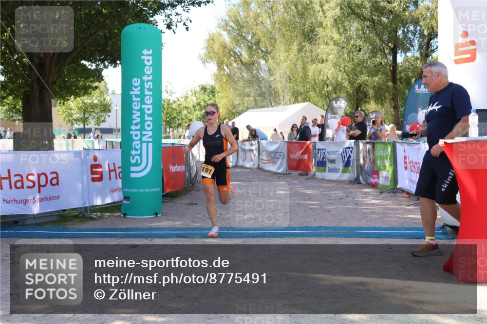 07.09.2025 - 19. Norderstedt Triathlon Zöllner http://msf.ph/oto/8775491 07.09.2025 11:47:21 Ziel 1191 meine-sportfotos.de