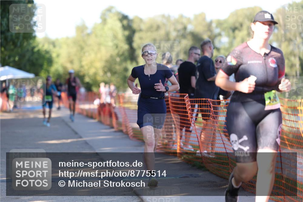 07.09.2025 - 19. Norderstedt Triathlon Michael Strokosch http://msf.ph/oto/8775514 07.09.2025 16:43:50 Laufen 415, 875, 912, 1079, 1560 meine-sportfotos.de