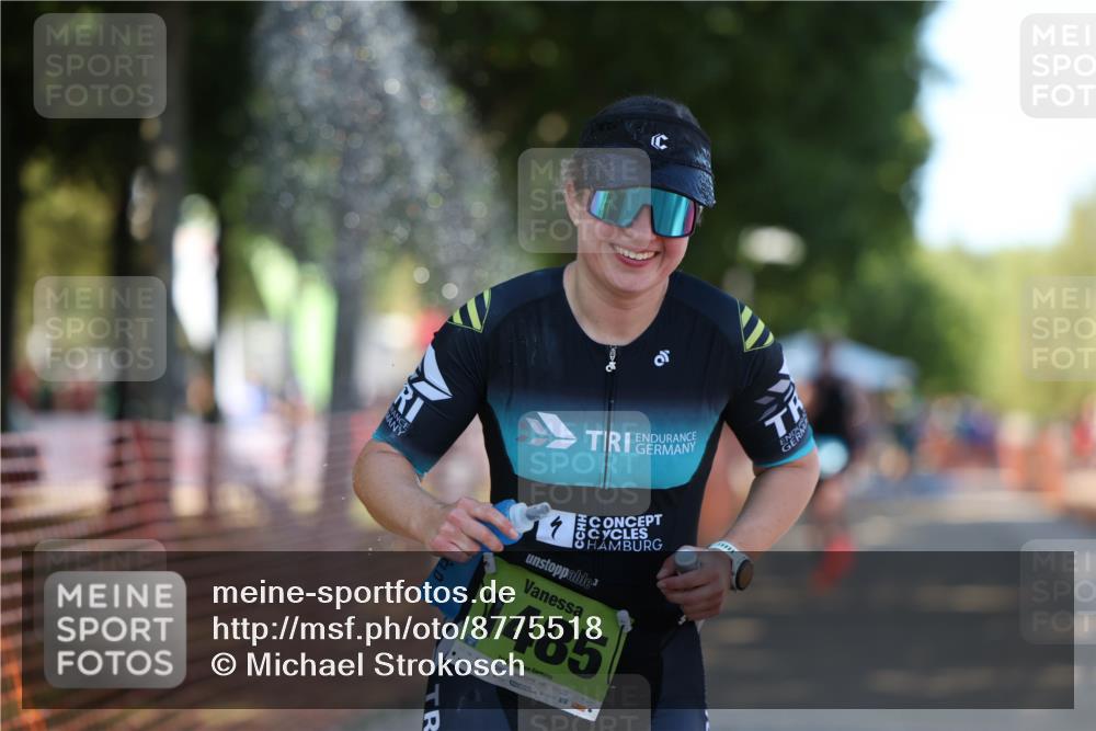 07.09.2025 - 19. Norderstedt Triathlon Michael Strokosch http://msf.ph/oto/8775518 07.09.2025 15:45:51 Laufen 1422, 1485 meine-sportfotos.de