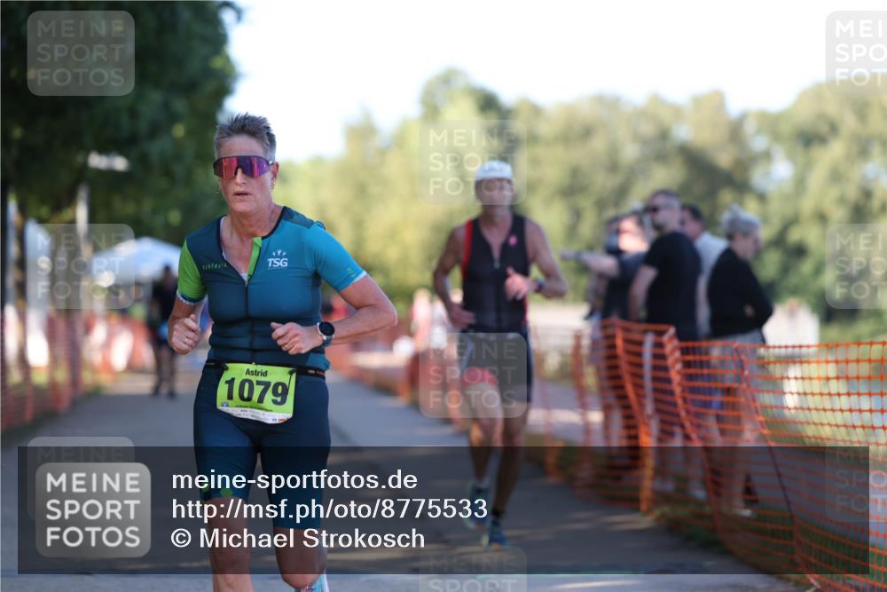 07.09.2025 - 19. Norderstedt Triathlon Michael Strokosch http://msf.ph/oto/8775533 07.09.2025 16:43:57 Laufen 415, 1079 meine-sportfotos.de