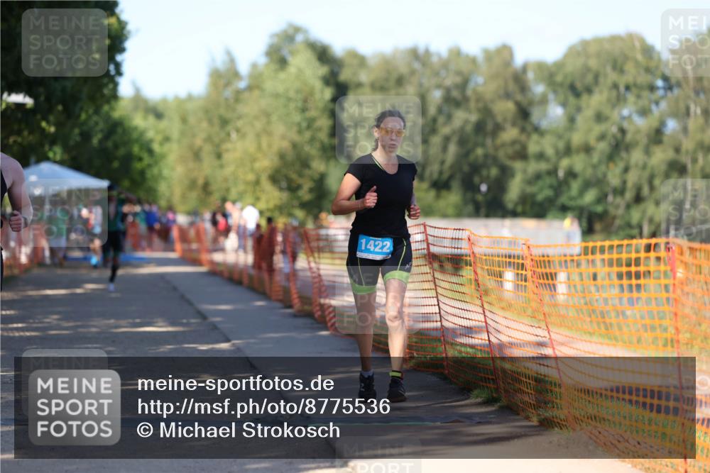 07.09.2025 - 19. Norderstedt Triathlon Michael Strokosch http://msf.ph/oto/8775536 07.09.2025 15:45:55 Laufen 1422, 1505 meine-sportfotos.de