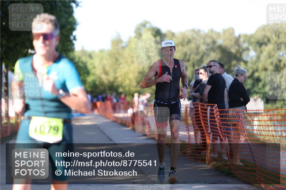 07.09.2025 - 19. Norderstedt Triathlon Michael Strokosch http://msf.ph/oto/8775541 07.09.2025 16:43:58 Laufen 415, 1079 meine-sportfotos.de