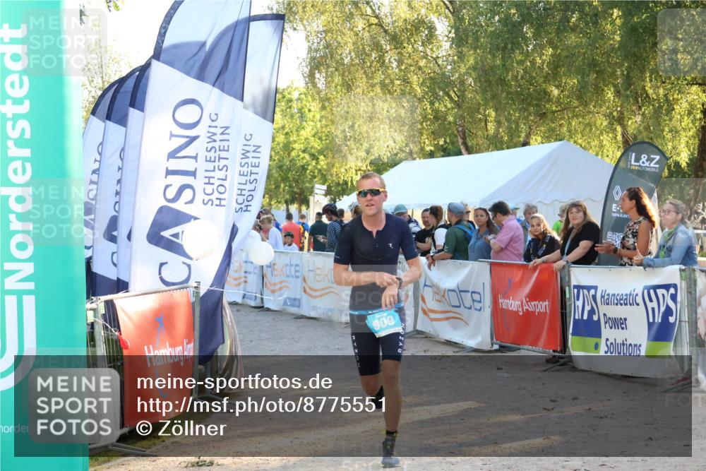 07.09.2025 - 19. Norderstedt Triathlon Zöllner http://msf.ph/oto/8775551 07.09.2025 17:01:36 Ziel 909 meine-sportfotos.de
