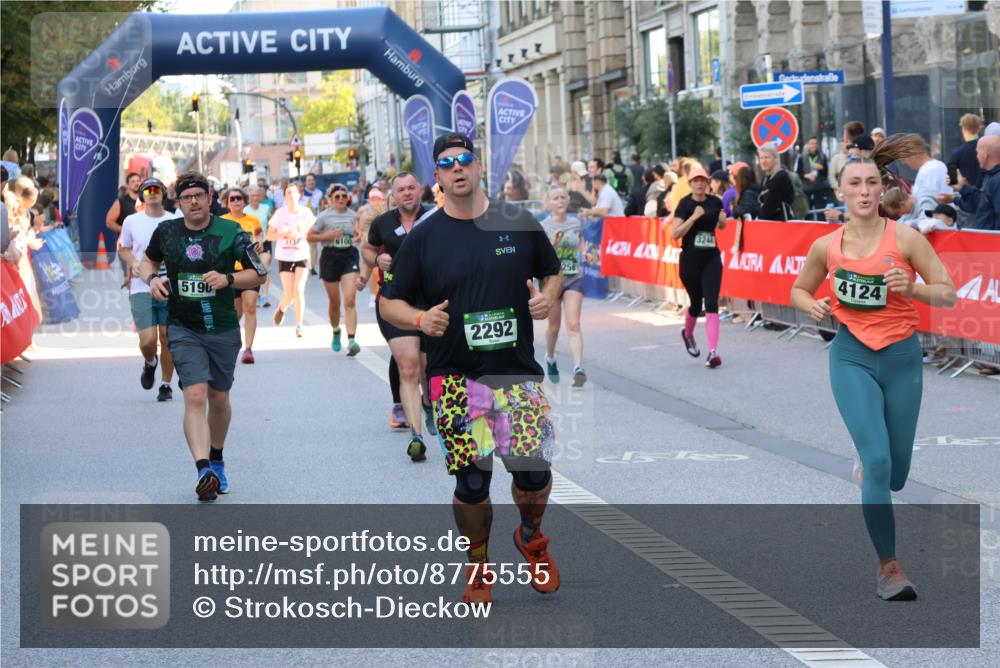 07.09.2025 - BARMER Alsterlauf Strokosch-Dieckow http://msf.ph/oto/8775555 07.09.2025 10:08:05 Ziel 2161, 2360, 2782, 2828, 2933, 3234, 3285, 3408, 3477, 3550, 3902, 4086, 4087, 4088, 4217, 4449, 4450, 5139, 5287, 5902, 6109, 6179, 6210, 8164, 8169, 8171, 8244, 8253 meine-sportfotos.de