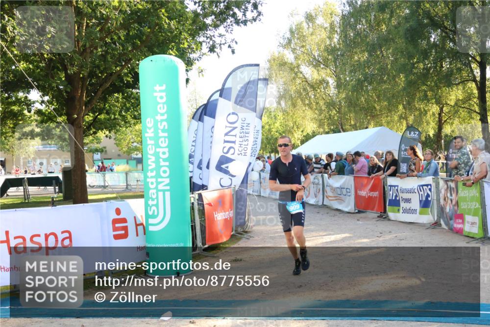 07.09.2025 - 19. Norderstedt Triathlon Zöllner http://msf.ph/oto/8775556 07.09.2025 17:01:37 Ziel 909 meine-sportfotos.de