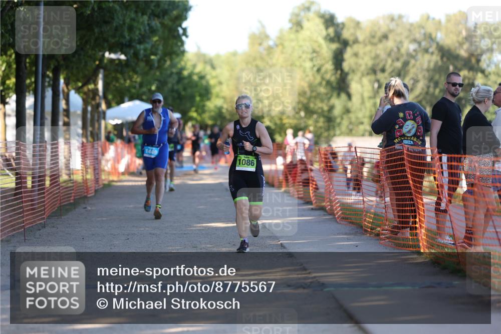 07.09.2025 - 19. Norderstedt Triathlon Michael Strokosch http://msf.ph/oto/8775567 07.09.2025 16:44:24 Laufen 1086, 1449 meine-sportfotos.de
