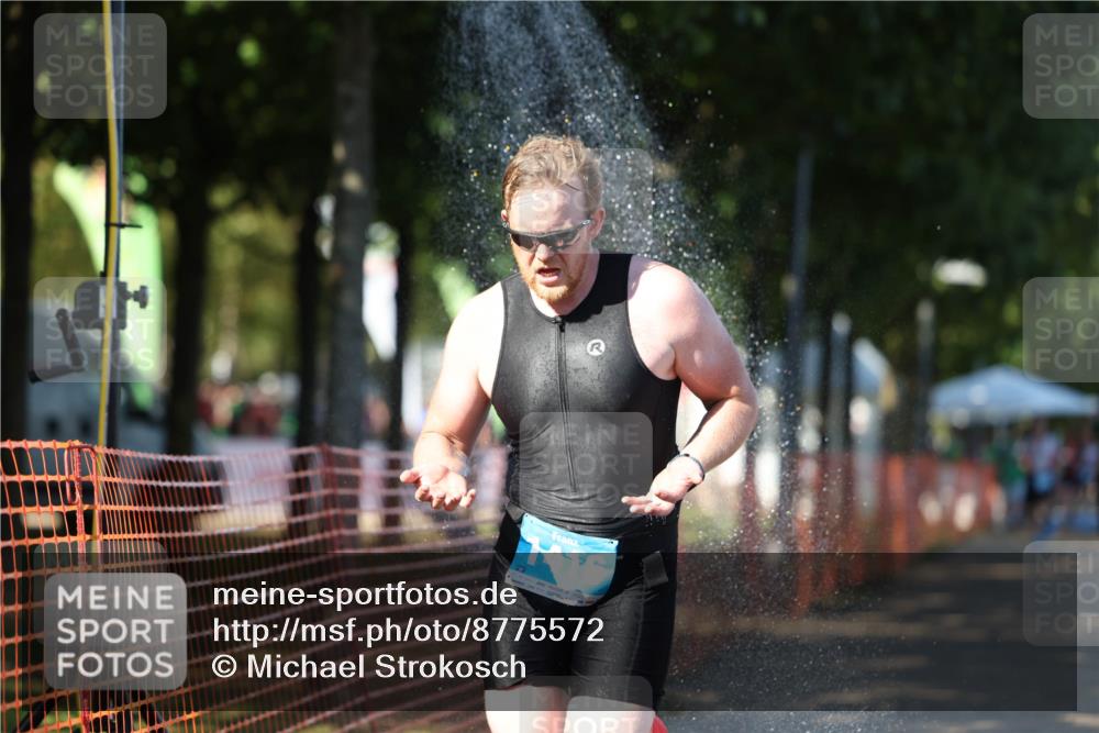 07.09.2025 - 19. Norderstedt Triathlon Michael Strokosch http://msf.ph/oto/8775572 07.09.2025 15:45:57 Laufen 1422, 1505 meine-sportfotos.de