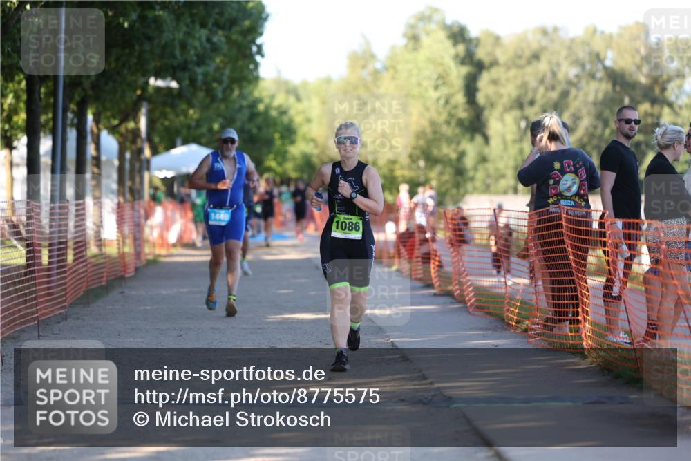 07.09.2025 - 19. Norderstedt Triathlon Michael Strokosch http://msf.ph/oto/8775575 07.09.2025 16:44:25 Laufen 1086, 1449, 1558 meine-sportfotos.de