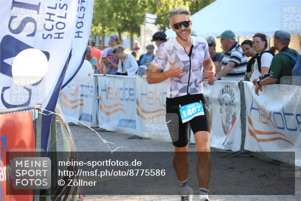 07.09.2025 - 19. Norderstedt Triathlon Zöllner http://msf.ph/oto/8775586 07.09.2025 17:01:47 Ziel 1407 meine-sportfotos.de