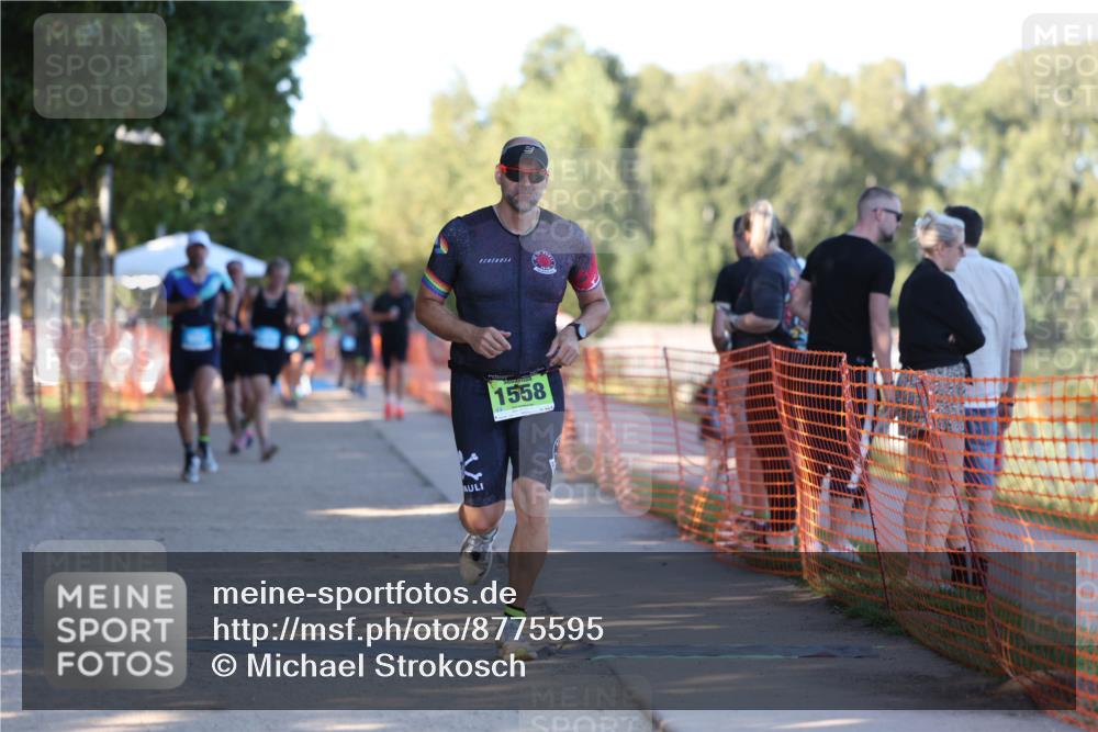 07.09.2025 - 19. Norderstedt Triathlon Michael Strokosch http://msf.ph/oto/8775595 07.09.2025 16:44:32 Laufen 893, 902, 1449, 1558 meine-sportfotos.de